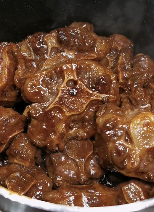 #新西兰草饲牛尾#，来自纯净的国度，农业优+的国家。草饲嫩牛尾，更健康更好吃。牛肉生鲜冷冻天然原产，带骨煲汤 去肥 商品图3