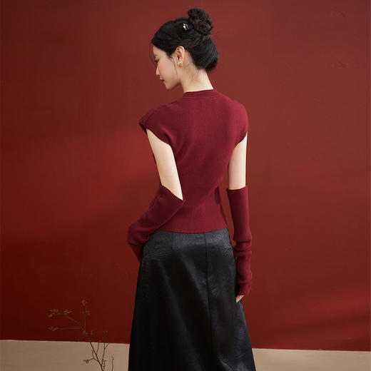 西遇新中式半高领盘扣针织毛衣女2024新款可拆卸袖套毛衣上衣10340089 商品图4