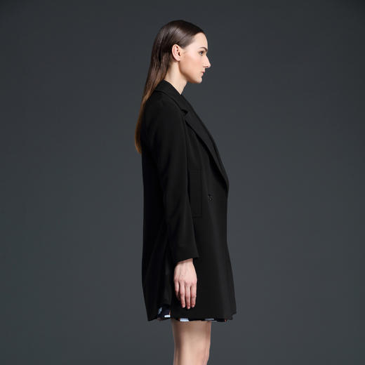 展厅【伯妮斯茵】时尚侧开叉中长款风衣 绯红色 黑色两色选153D078 商品图4