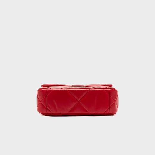 【蛇年中国红礼品系列】梦特娇时髦大菱格渐变链条斜挎包 商品图5