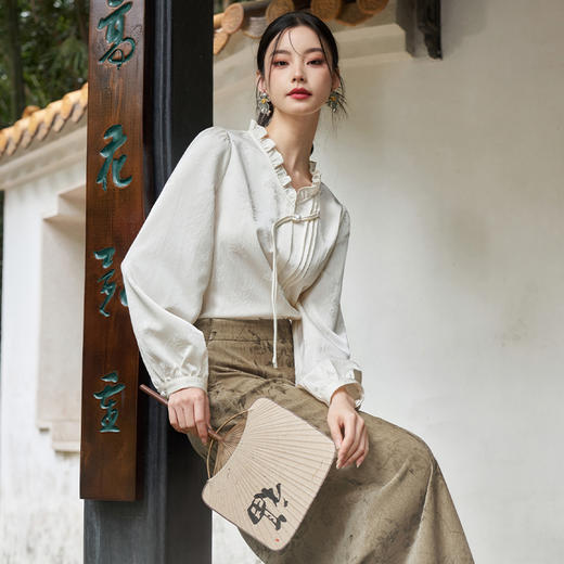 新中式国风古典垂感衬衫女新款流苏盘扣木耳边衬衣V0040956/V0240060 商品图3