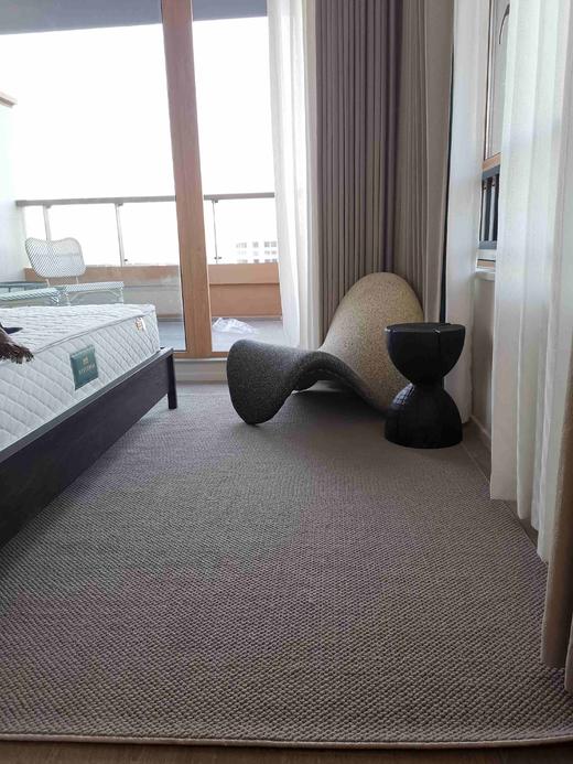 城喧次卧地毯 商品图0