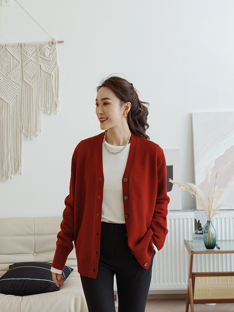 简约宽松款 全羊毛针织开衫