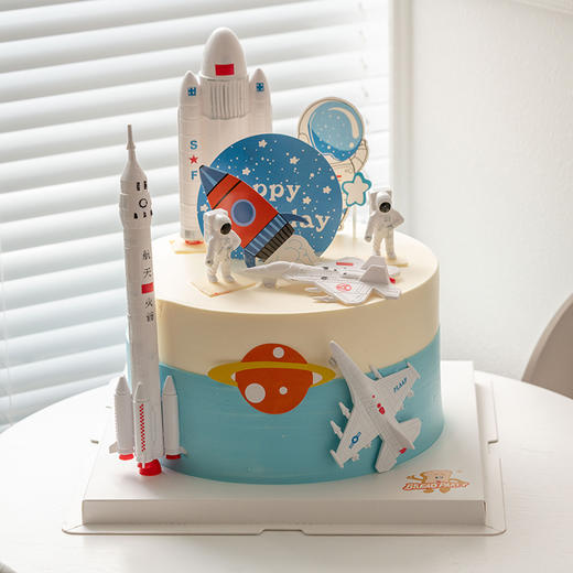 情景蛋糕 一飞冲天 航天航空 牛奶奶油情景蛋糕 生日蛋糕 大理同城送 商品图0