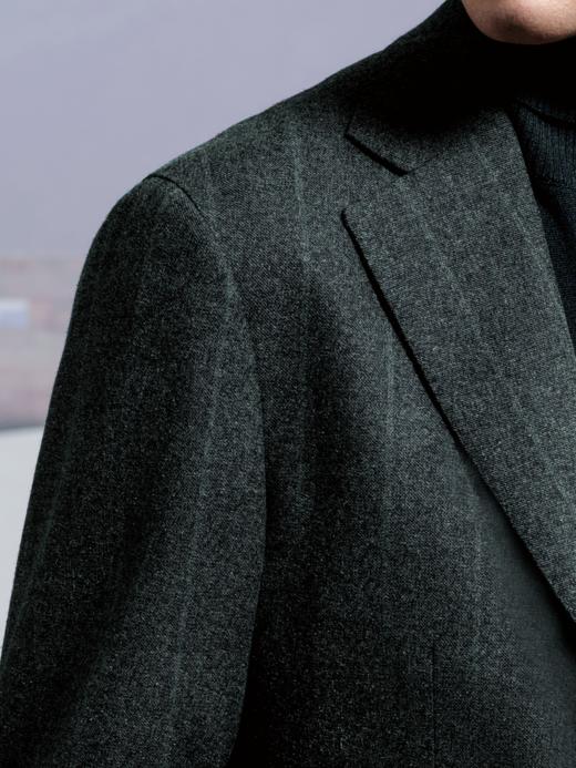 Stylbiella 30%蚕丝70%羊毛320克烟绿色宽条纹全麻衬套装 商品图2