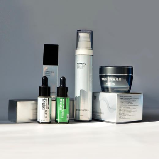 复刻冻龄五件套装 【送尝鲜复刻5件套】顶配伴手礼 50克玻色因黑绷带（日霜），50克玫瑰菁纯霜（晚霜），100ml白金紧肤水， 10m藻萃取提升紧致眼部精华液 ，10ml玻色因原液 商品图11