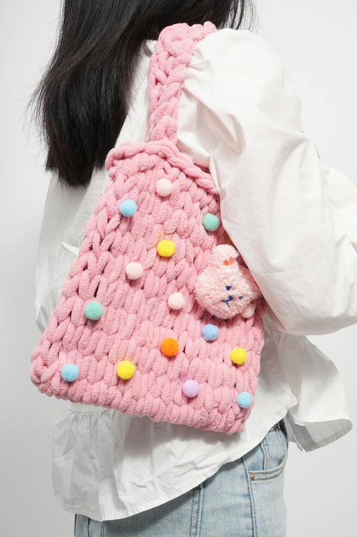 🌈冬季实用手工绝绝子!!DIY手编暖冬三件套围巾🧣+帽子👒+包包👜】💰88元超值到手❗ 孩子能自己编毛线，主打保暖又实用💯锻炼孩子动手能力，培养自给自足意识！✅步骤简单，一直手指绕圈圈  商品图6