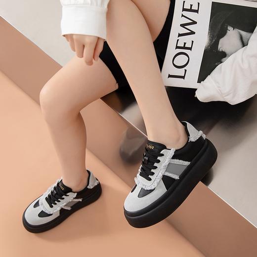 ZHR运动鞋女2023秋冬季新款平底百搭轻便跑步复古毛边厚底休闲鞋 商品图2