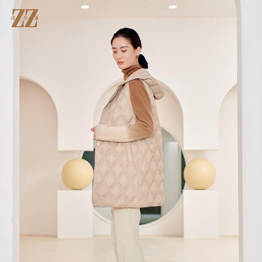 佐尔美冬季新款 气质百搭无袖连帽羽绒服双面呢套装女E34YY17 商品图3