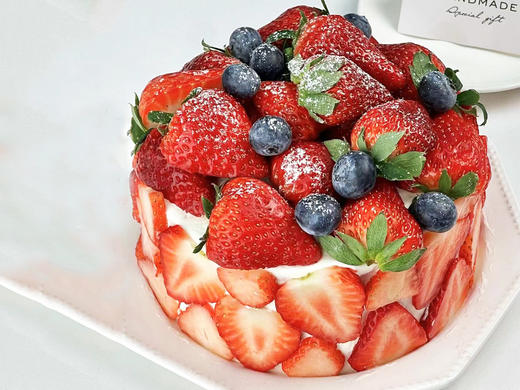 🍓草莓多多 | 三倍满料草莓红丝绒蛋糕 商品图0