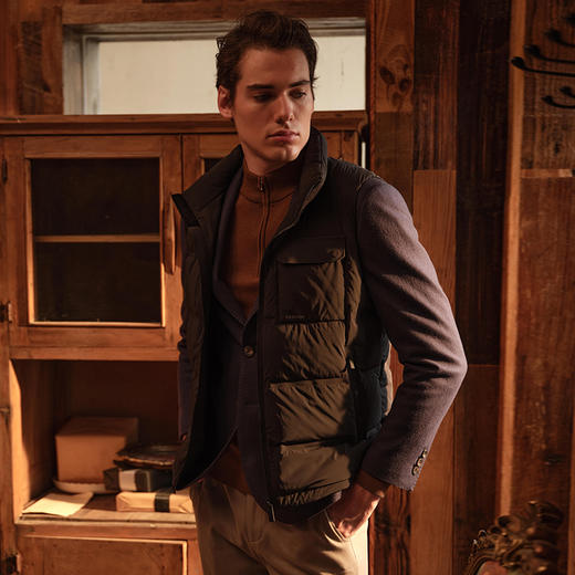 YvesFigarau伊夫·费嘉罗羽绒马甲 商品图1