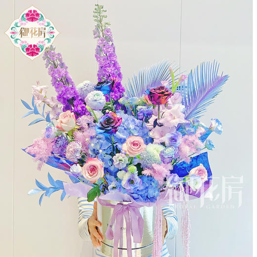 浪漫至极  • 鲜花花桶 商品图2