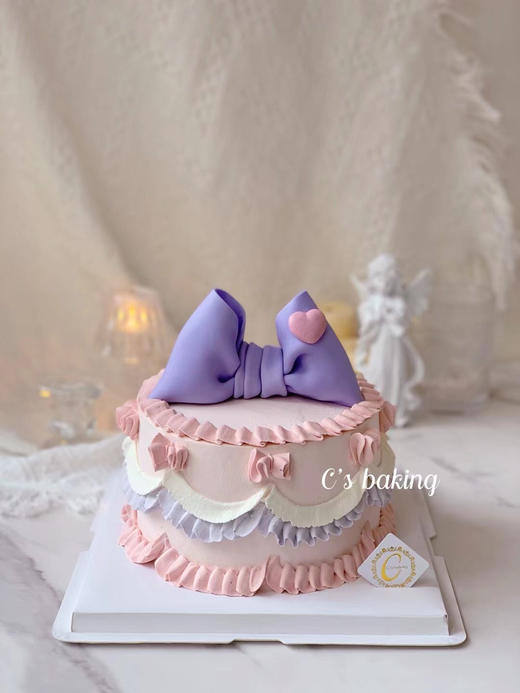 复古蝴蝶结 忌廉蛋糕【半翻糖蛋糕需提前2天预订】（默认自提，收费配送请联系客服） 商品图0