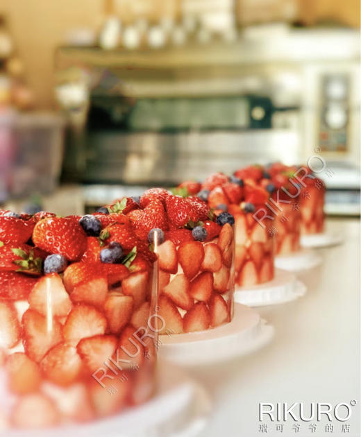 🍓草莓多多 | 三倍满料草莓红丝绒蛋糕 商品图2