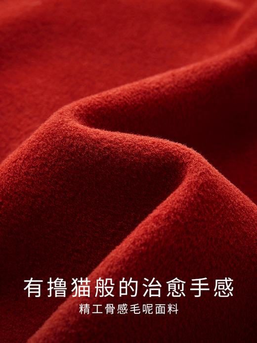 【年终特卖】熙世界2025过年新中式国风盘扣斗篷毛呢大衣短款红色外套 商品图3