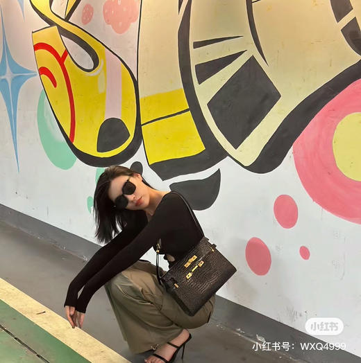 Manhattan 曼哈顿-黑色鳄鱼纹中号 商品图9