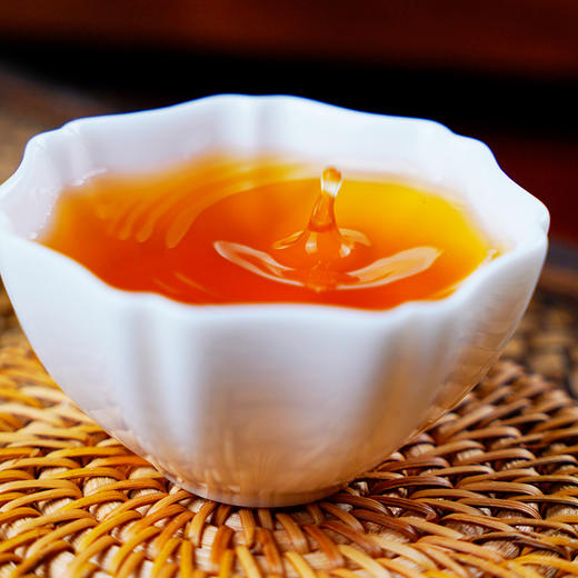 【引爆双十一放大漏！！每天仅10箱！！！】【新班章野韵古树红茶】满足您挑剔的味蕾新班章荒野古树发酵晒红整箱500克可长期存放的红茶 商品图4