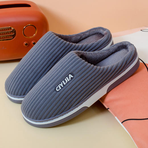 【舒适休闲！时尚情侣棉拖】拖鞋秋冬季保暖家居室内男女情侣棉拖加厚防滑毛绒厚底棉拖鞋，柔软厚实，防滑毛绒厚底设计，走动间如行云流水。 商品图7