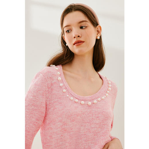 【严选】诗凡黎冬基础领口珍珠装饰针织衫SEC131521 商品图3