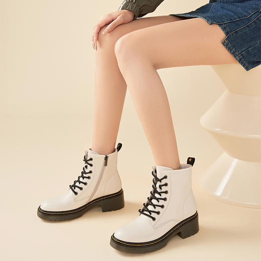 Safiya/索菲娅2023新品机车风英伦绑带马丁靴 SF34116058 商品图1