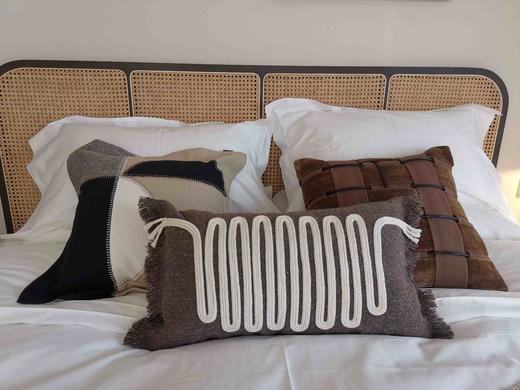 城喧次卧抱枕 商品图0