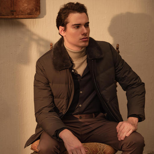 YvesFigarau伊夫·费嘉罗尼克服 商品图4