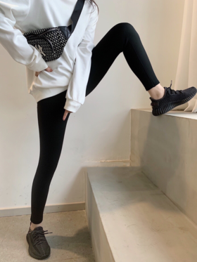 -20℃只穿一条裤子！120斤妹子上腿直接把肉收走，保暖又显瘦！