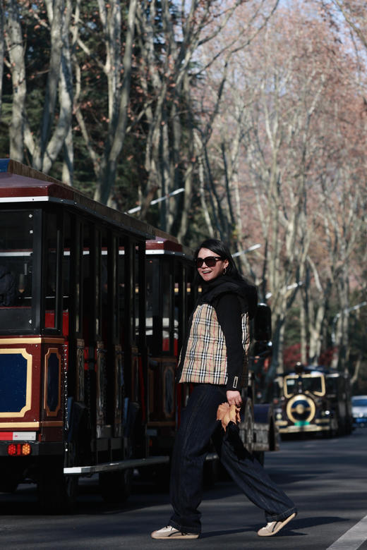 全国包邮！官网同款售价1900+！罗意威加毛德训阿甘鞋 ，增高4cm，时髦也可以的美的毫不费力！进口牛皮 +内里澳洲进口羊毛，保暖时尚！【无标发货，支持七天无理由退换货】 商品图5