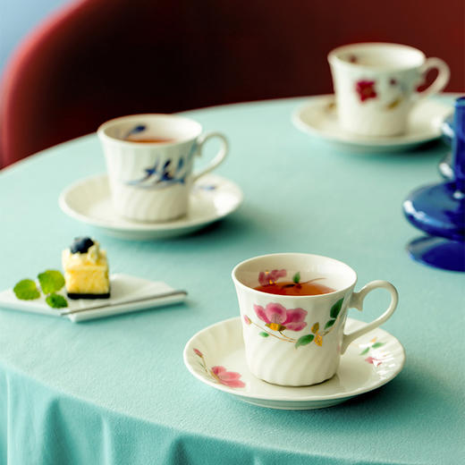 【清仓特惠5折，仅2套】进口花集咖啡杯碟日式宫廷风下午茶杯子少女牛奶杯五件套礼盒 商品图4
