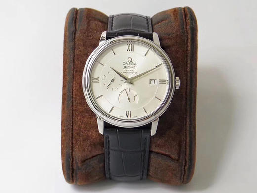 ZF蝶飞动能欧米茄蝶飞系列多功能腕表，带来重大技术突破——不仅完美实现正品所有功能，就连大小厚度也与原装无异（市场独家厚度与正品一致）。【表壳】腕表尺寸39.5X12.5mm 风格简约的壳套雅致华美， 商品图0