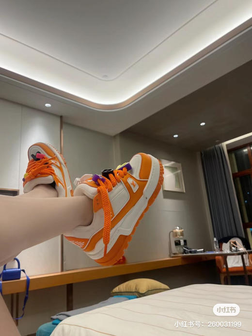 Louis Vuitton 走秀款胖trainer 橙色（原厂版本） 商品图2
