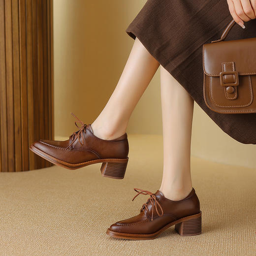 复古优雅，尖头英伦风真皮粗跟小皮鞋DTN-B216-6 商品图9