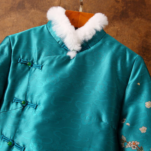 秋冬新中式，加厚中长款旗袍版外套复古提花兔毛立领保暖羽绒服ZSM-231203 商品图3