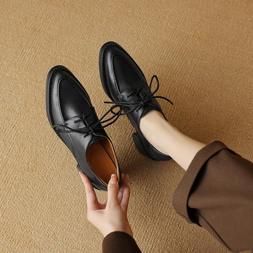 复古优雅，尖头英伦风真皮粗跟小皮鞋DTN-B216-6 商品图1