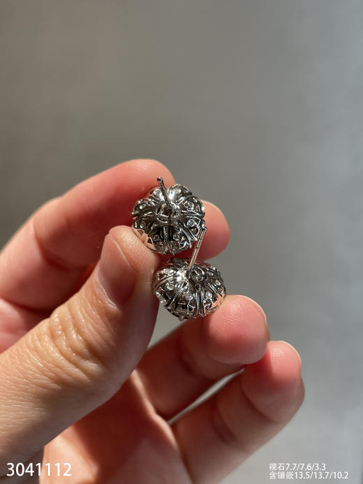 老坑艳绿蛋面耳钉【3041112】具体价格微信咨询 商品图7