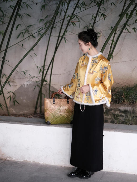 限量款|  盛唐牡丹 手推绣水貂棉服 商品图7