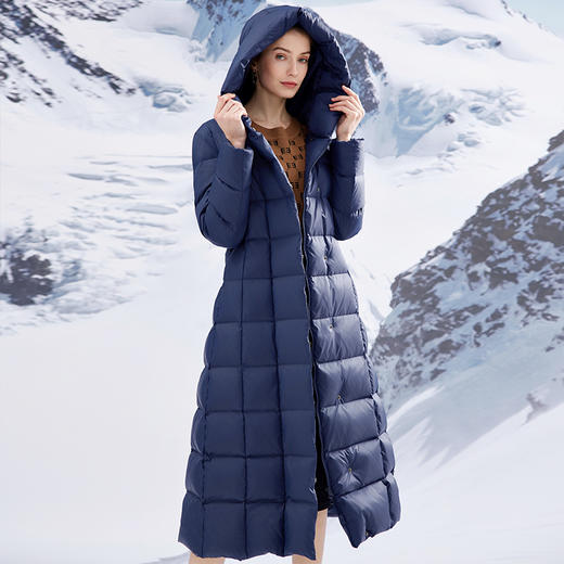 EITIE爱特爱连帽立领格子收腰长款显瘦纯色加厚羽绒服冬季新款D2311209 商品图7