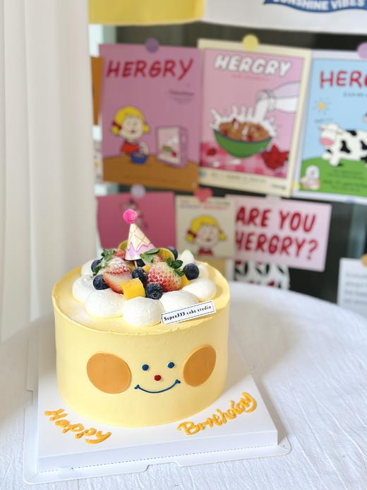 6-8寸 戚风水果笑脸-2（草莓用时令水果代替） 商品图0