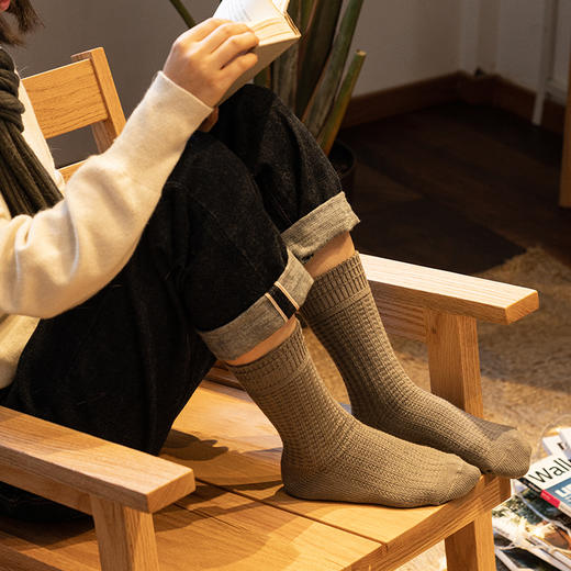 “不再有”草木染长袜 商品图0