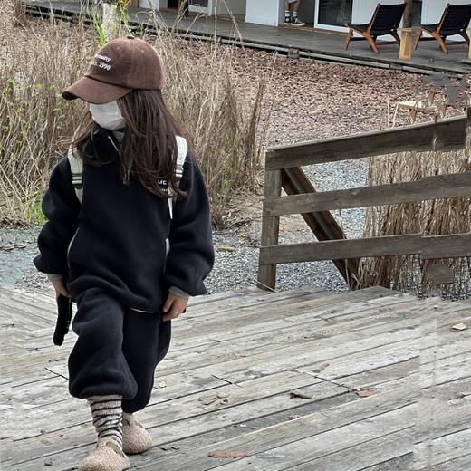 2023儿童冬装休闲套装，韩版宝宝洋气时尚加绒两件套，女童字母保暖潮 商品图5