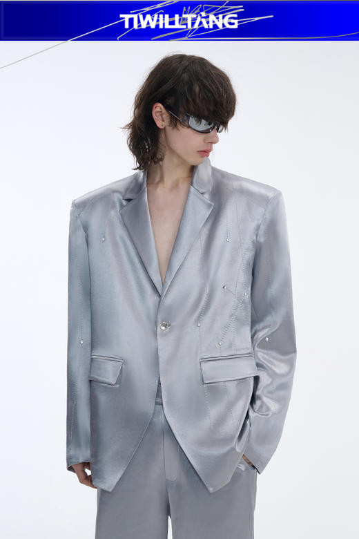 TIWILLTANG启世录“银翼永狱”高奢定制缎面穴位点钻线迹西服套装 商品图5