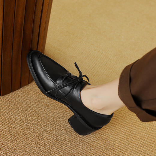 复古优雅，尖头英伦风真皮粗跟小皮鞋DTN-B216-6 商品图5