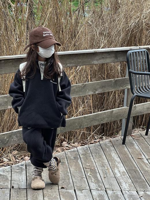 2023儿童冬装休闲套装，韩版宝宝洋气时尚加绒两件套，女童字母保暖潮 商品图1