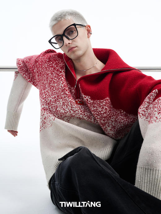 TIWILLTANG启世录“菱煜尘埃”高密度针织渐变半开拉链高领毛衣 商品图3