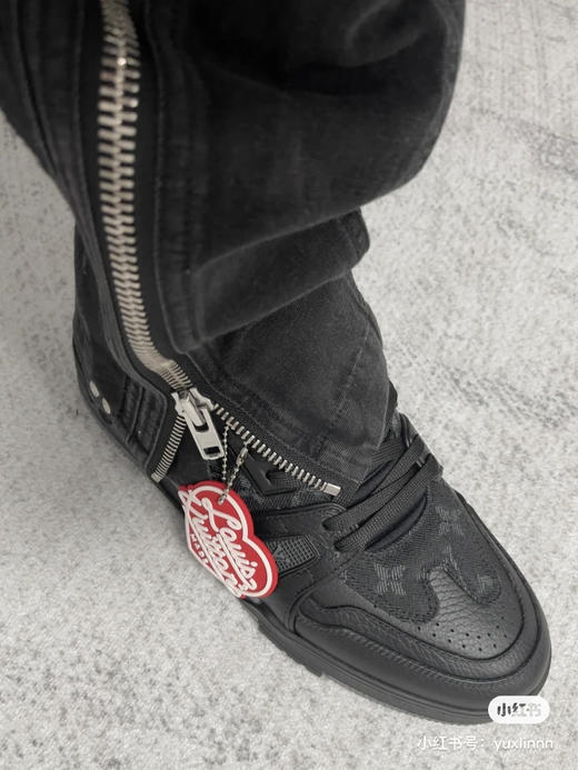 LVTrainer黑色（原厂版本） 商品图1