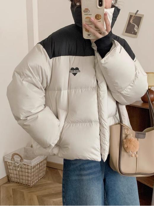 【爱心拼色短款加厚面包服】🌵设计感斜插式口袋造型满满，♦️方便揣手，✌️防风小立领保暖性好；防风内里袖口有弹性，贴合手腕🌸，挡住寒风；衣服整体很宽松，💞会衬的人娇小可爱 商品图0