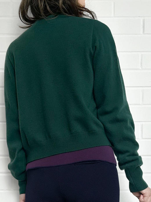 TYNVIE 撞色荷叶边装饰羊绒开衫- 墨绿 商品图7