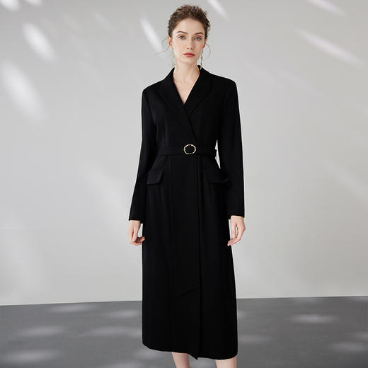 EITIE爱特爱冬新款大气优雅时尚通勤收腰显瘦黑色连衣裙7207912 商品图8