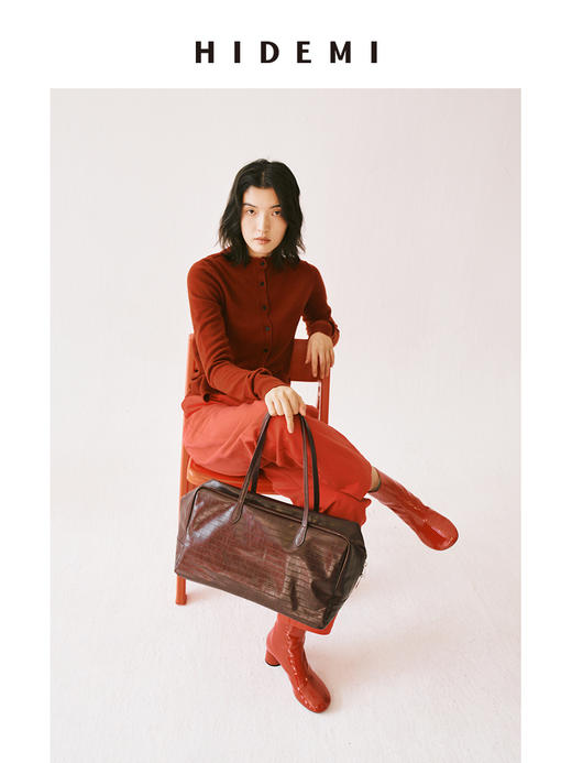 HIDEMI 节日系列车厘子红美利奴羊毛纽扣小立领针织开衫毛衣 商品图10