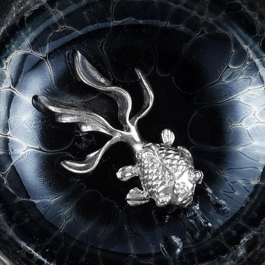 子佩集S990银【微雨清尘】茶具【TZYF038】金鱼茶杯摆件2312 商品图2